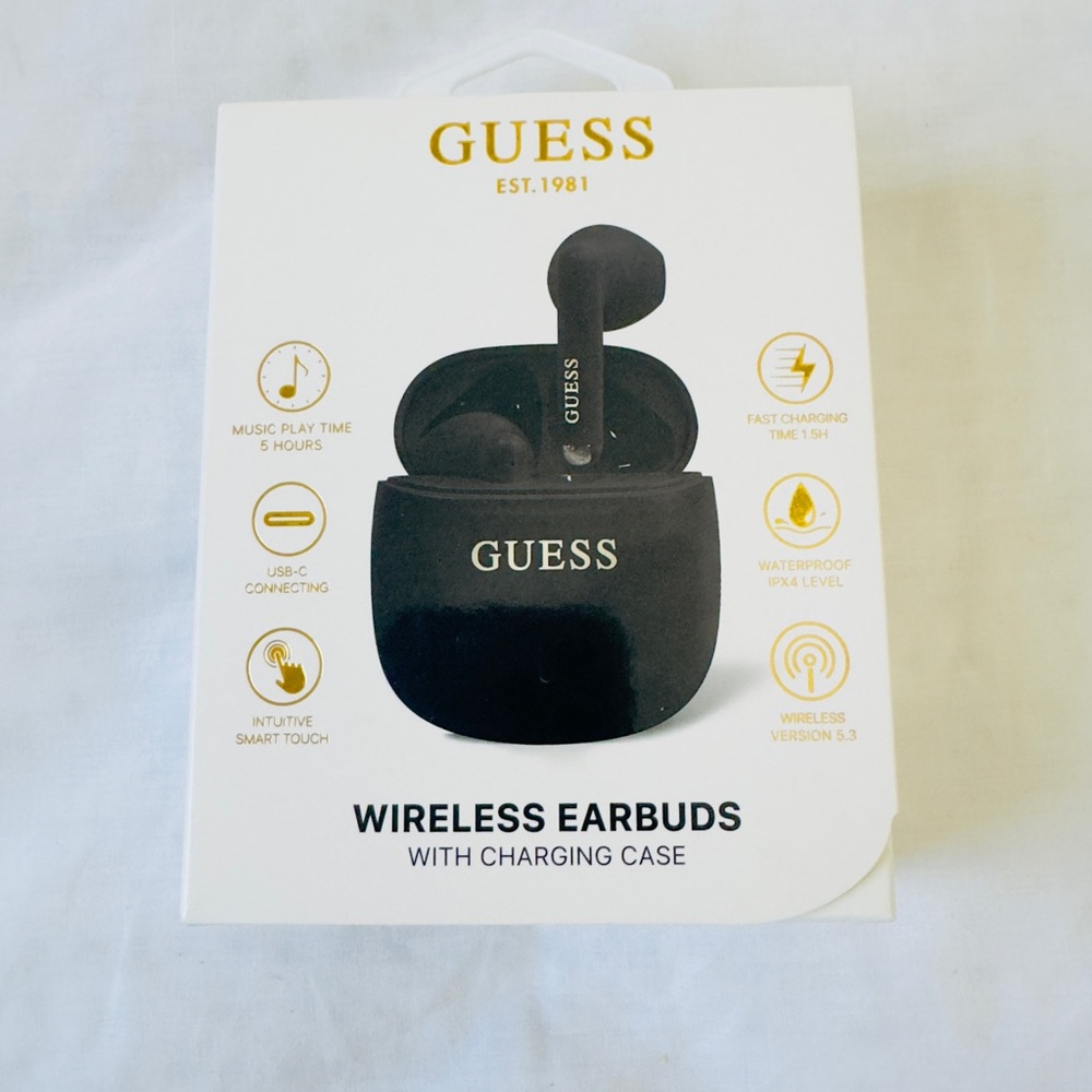Guess Black Wireless Earbuds with Case. Brand New